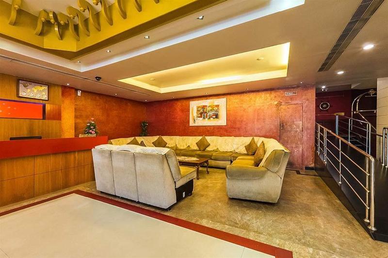 Westway Hotel Кожикоде Экстерьер фото