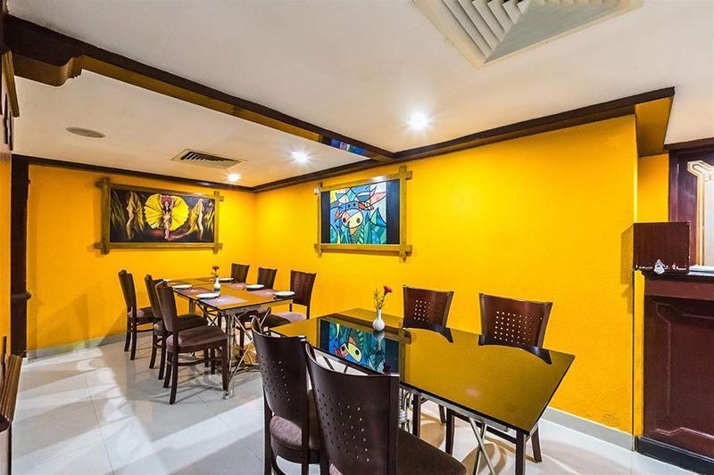 Westway Hotel Кожикоде Экстерьер фото